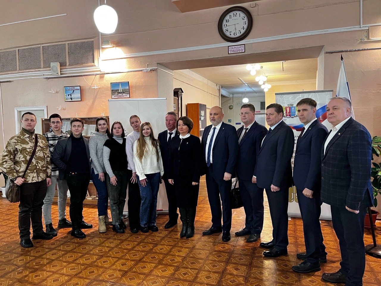 Студенты ИвГУ посетили встречу с членами ОП РФ