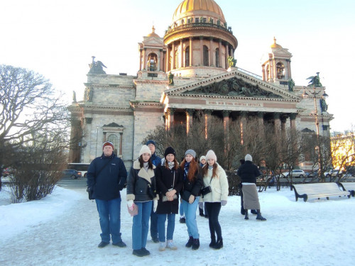Студенты с пользой провели выходные в Санкт-Петербурге