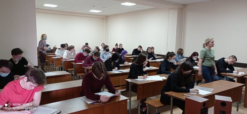 IvSU held interuniversity competition on foreign languages for freshmen