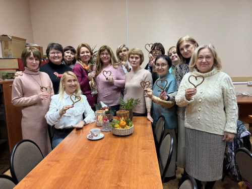 10 декабря прошла предновогодняя встреча членов клуба "Дивный сад"