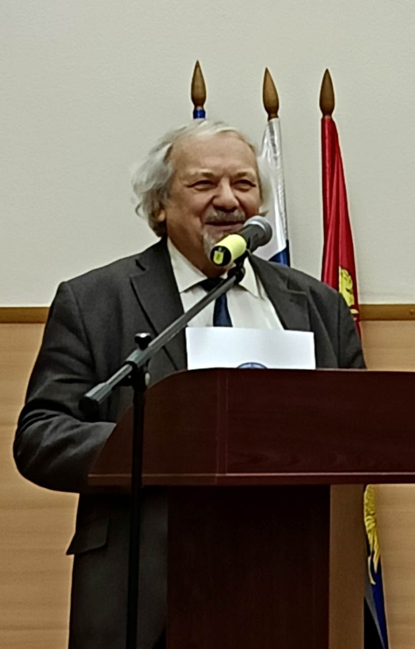 Вручение Благодарственных писем на торжественном заседании Ученого совета кафедре биологии