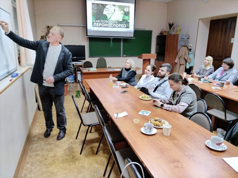 Встреча с агрономом компании «РИАТ» в ИвГУ